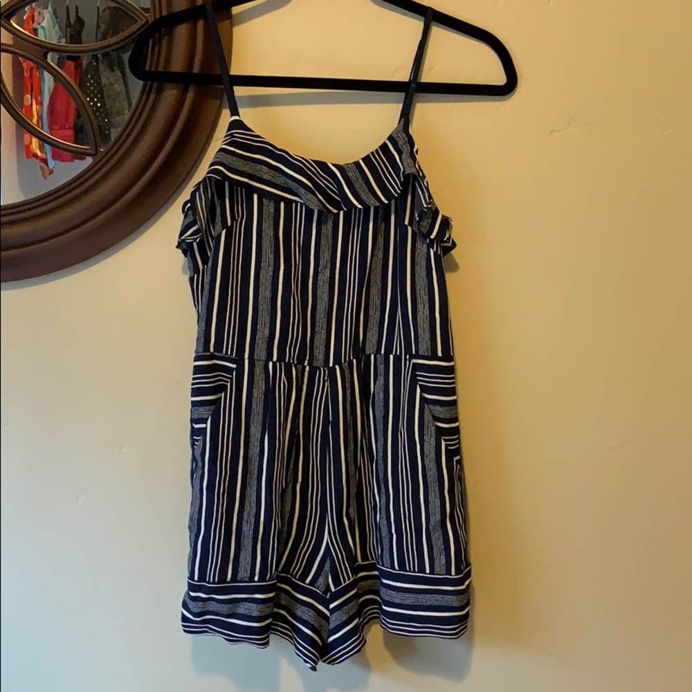 Loft romper 00